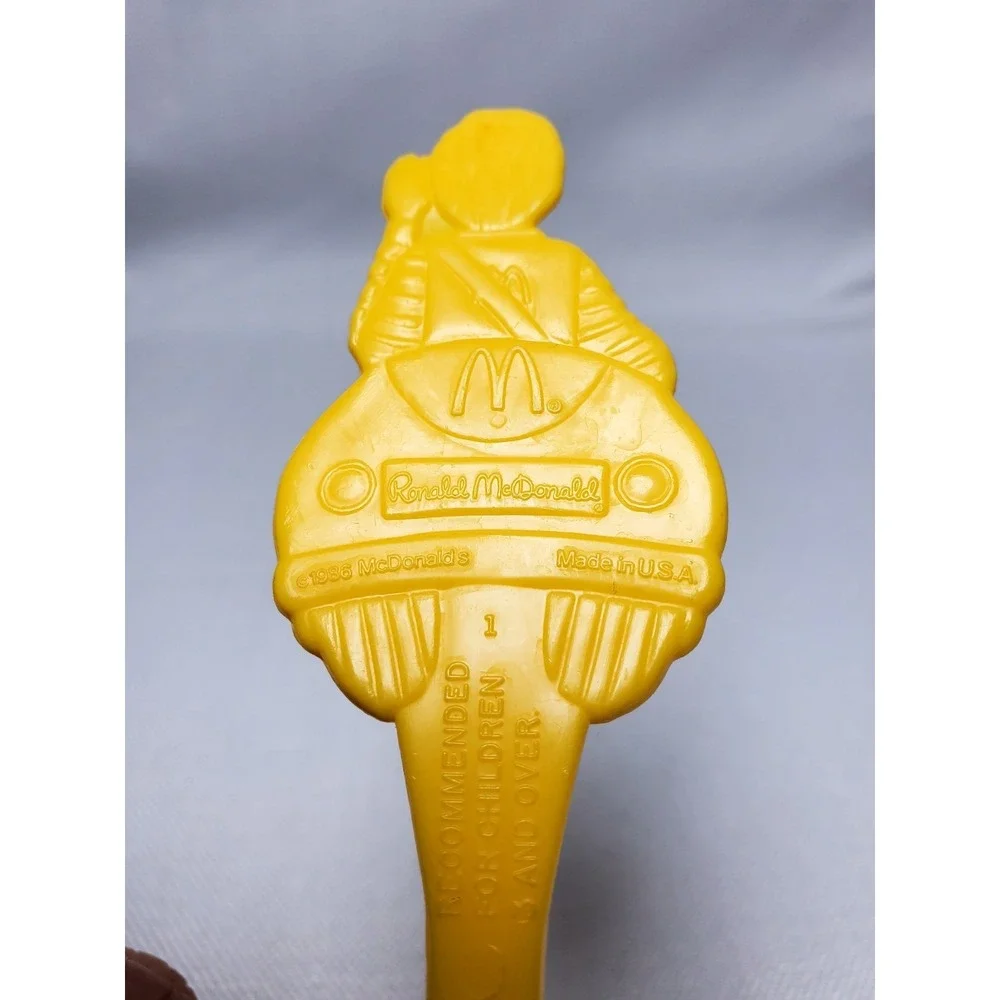 Vintage 1986 McDonald's Ronald McDonald Kids Fork‎ Yellow Plastic Happy Meal...